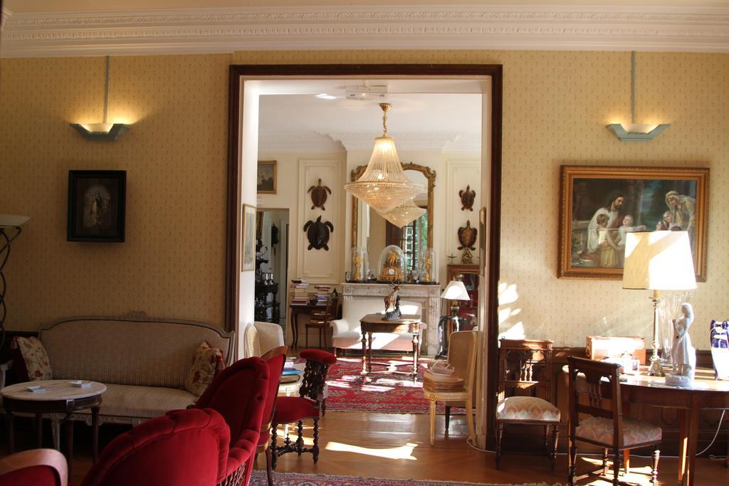 Gevrolles Chateau Du Breuil Bed & Breakfast エクステリア 写真