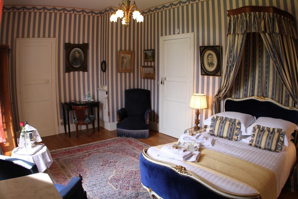 Gevrolles Chateau Du Breuil Bed & Breakfast 部屋 写真