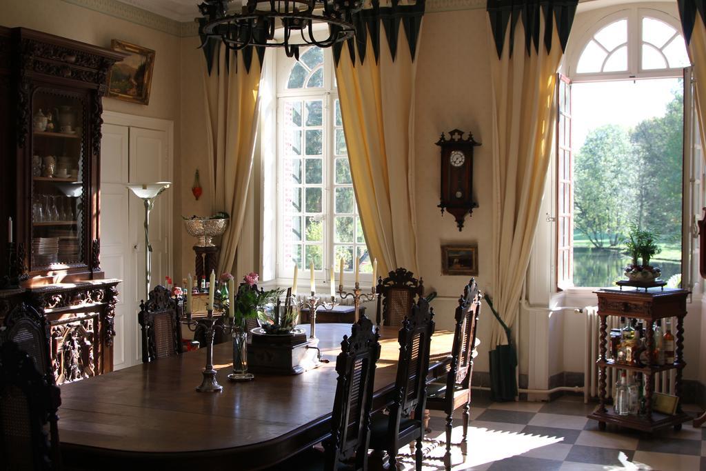 Gevrolles Chateau Du Breuil Bed & Breakfast エクステリア 写真