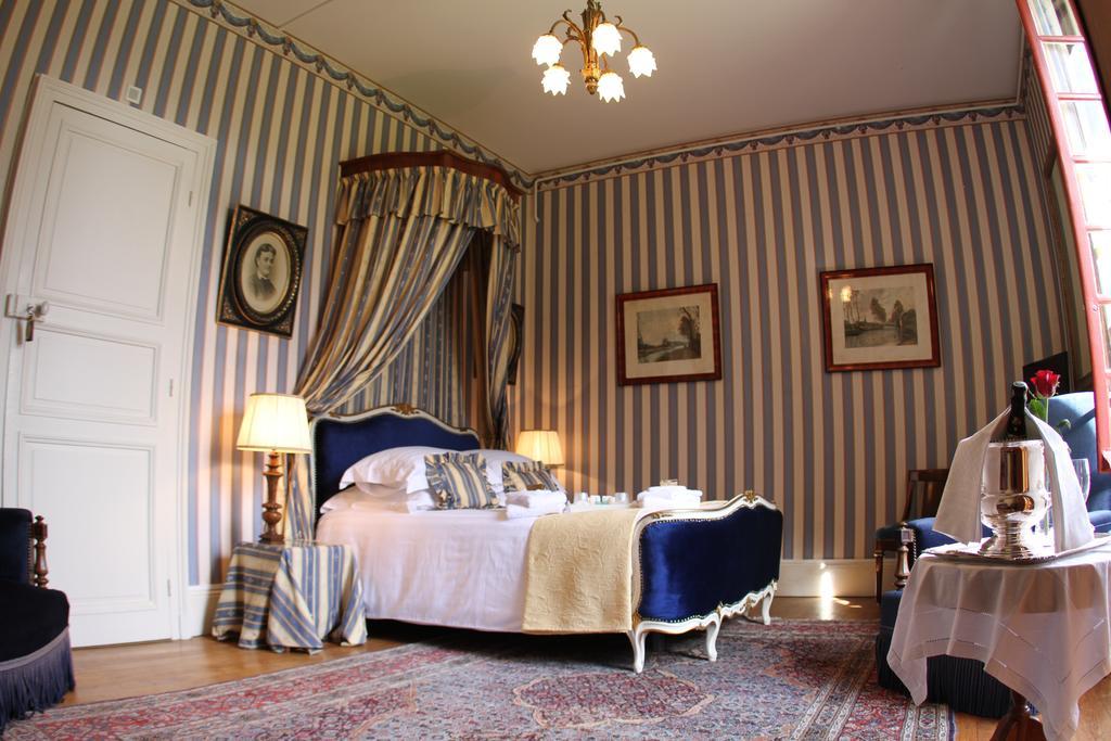 Gevrolles Chateau Du Breuil Bed & Breakfast 部屋 写真